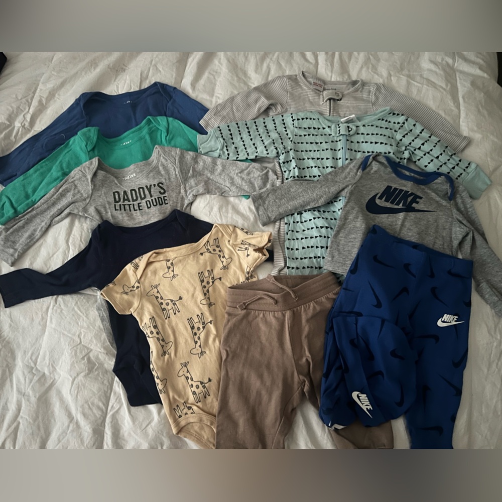 Baby boy bundle size 3-6months 11 pieces